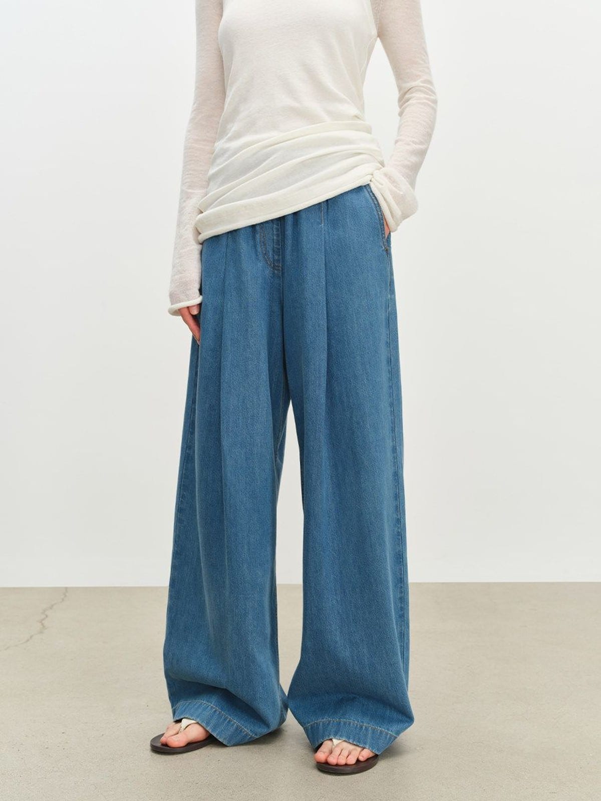 MSBEAST Silk Cotton Pleated Wide Leg Jeans in Denim - On Female Model