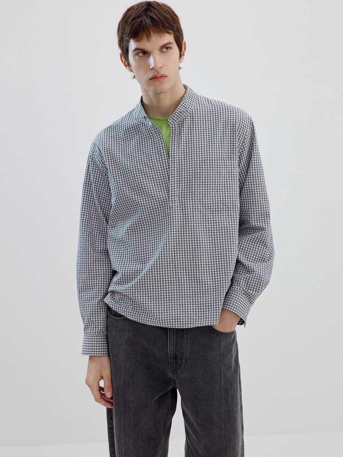 SIMPLE PROJECT Half Placket Plaid Popover Shirt in Navy Blue - On Male Model