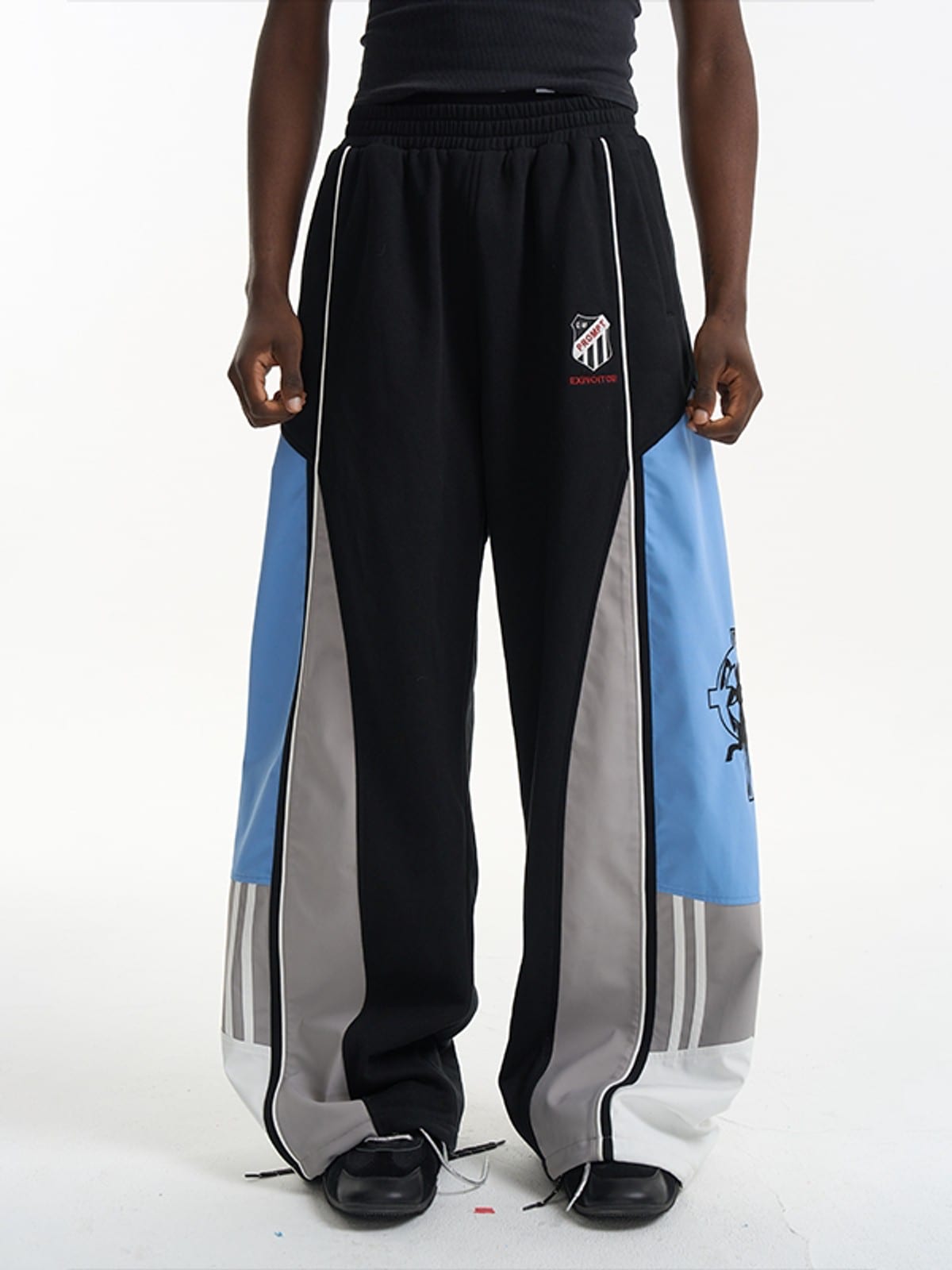 BLINDNOPLAN Color Block Paneled Wide Leg Pants in Black - On Male Model