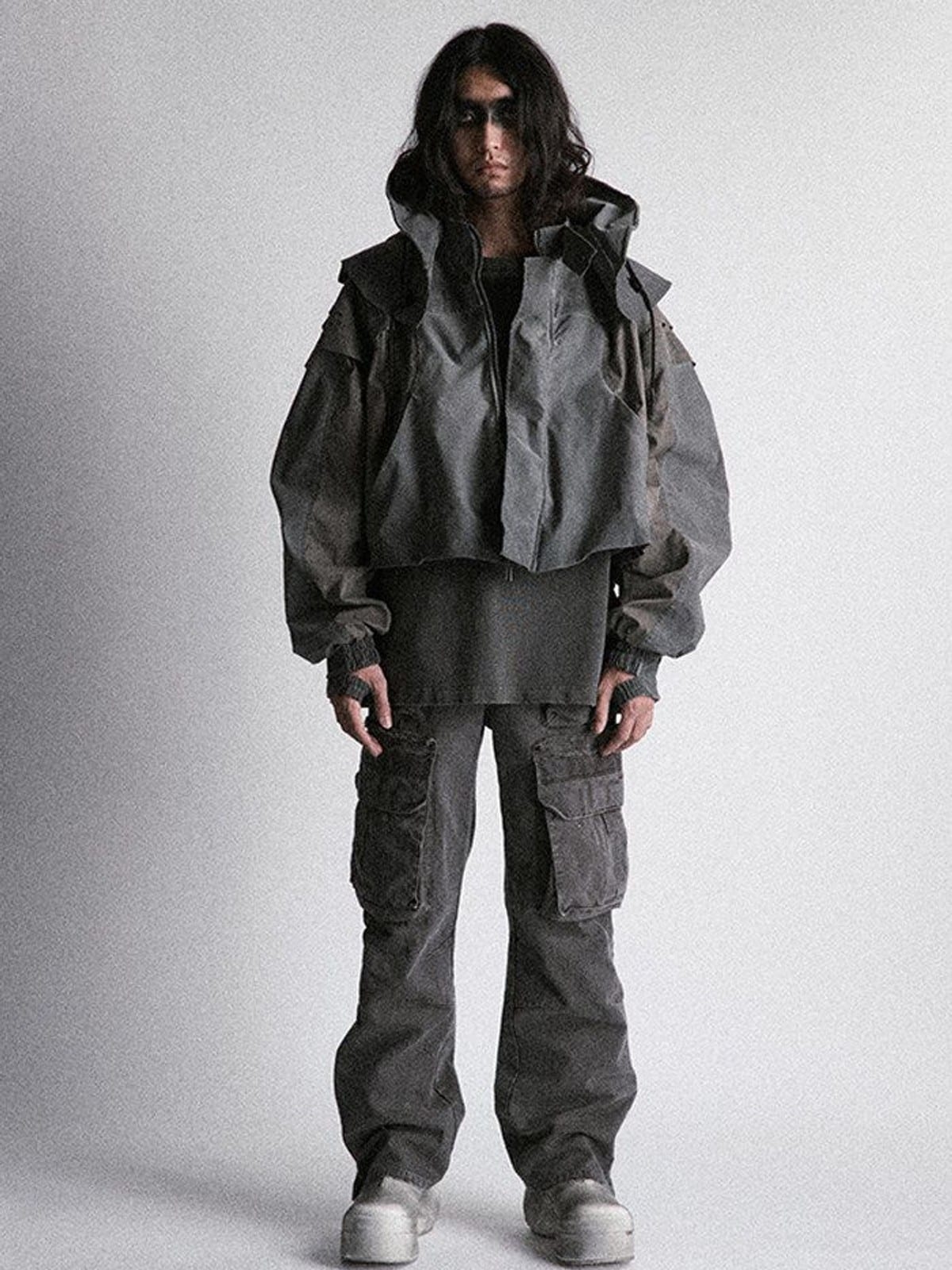 D5ove Structured Washed Cropped Jacket in Gray - On Male Model