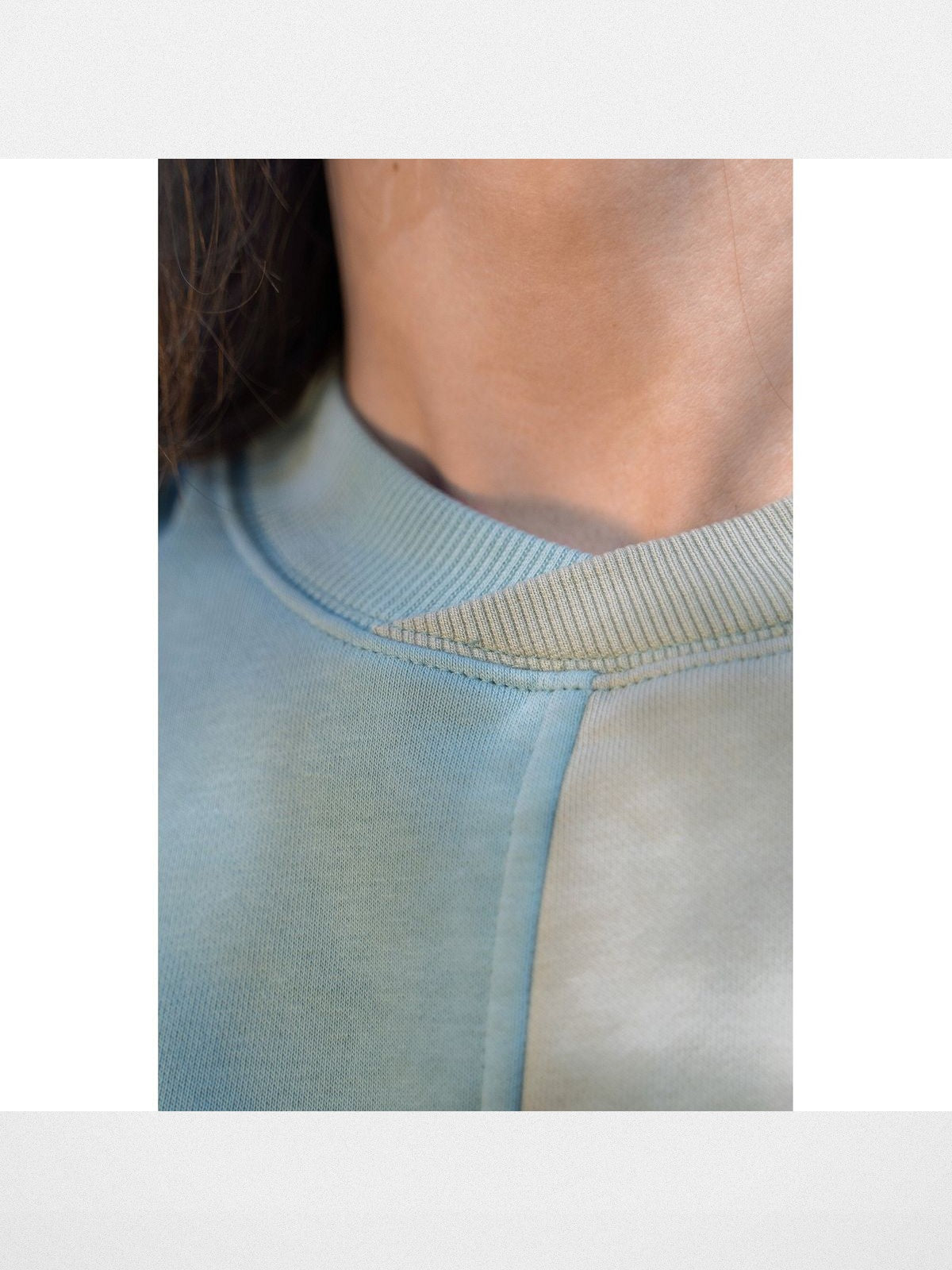 Retro 21 Reversible Patchwork Sweatshirt in Mint - Detail