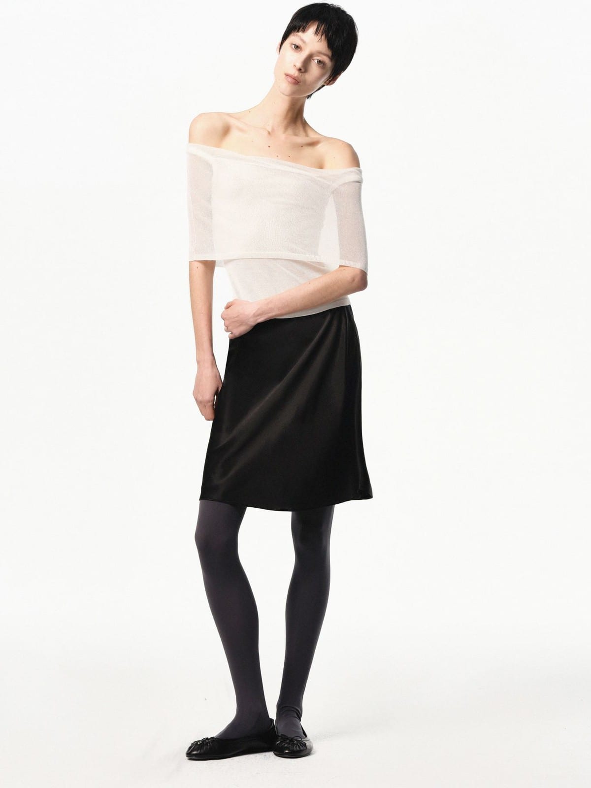 RARELY ALIKE Lyocell Cashmere Off The Shoulder Top in White - On Female Model