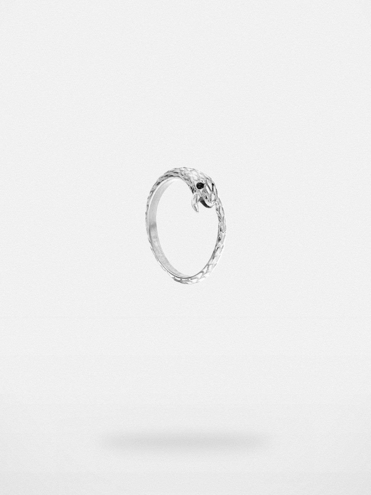 BLACKHEAD Serpentine Steel Rhinestone Ring in Silver