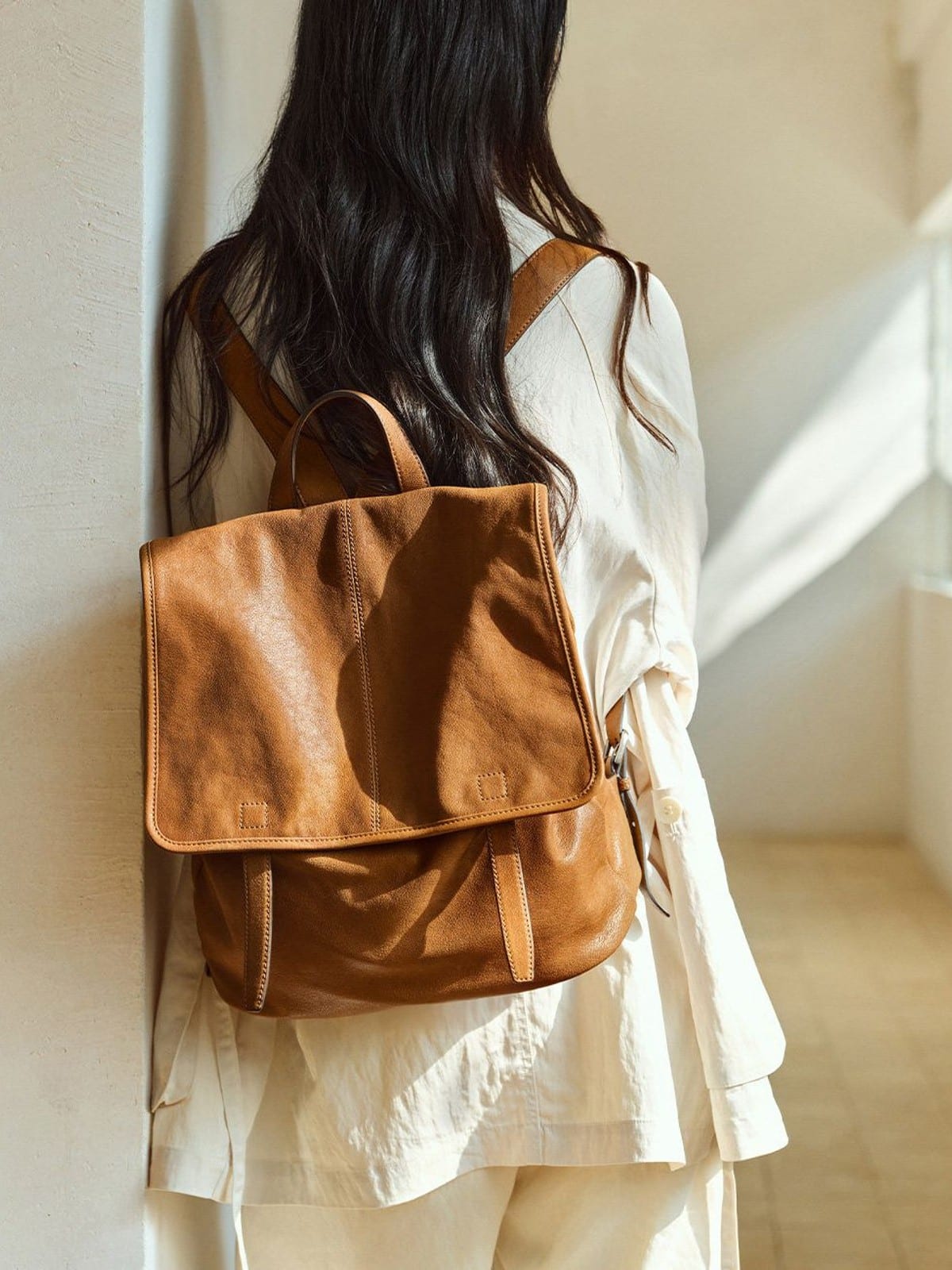 QIUZHEN Vegetable Tanned Goat Leather Backpack in Beige - On Model