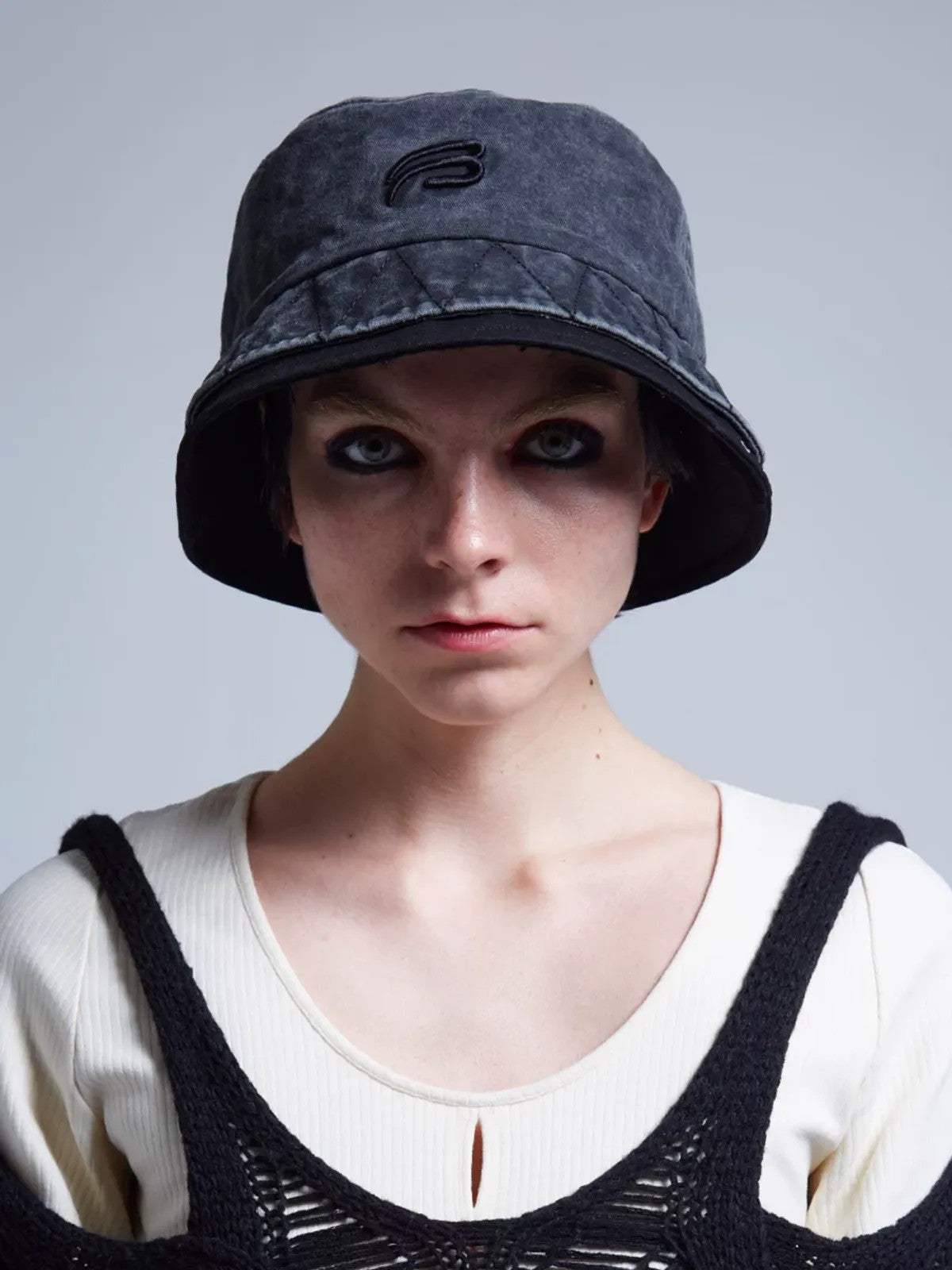 BLACKHEAD Washed Cotton Double Brim Bucket Hat in Gray - On Female Model