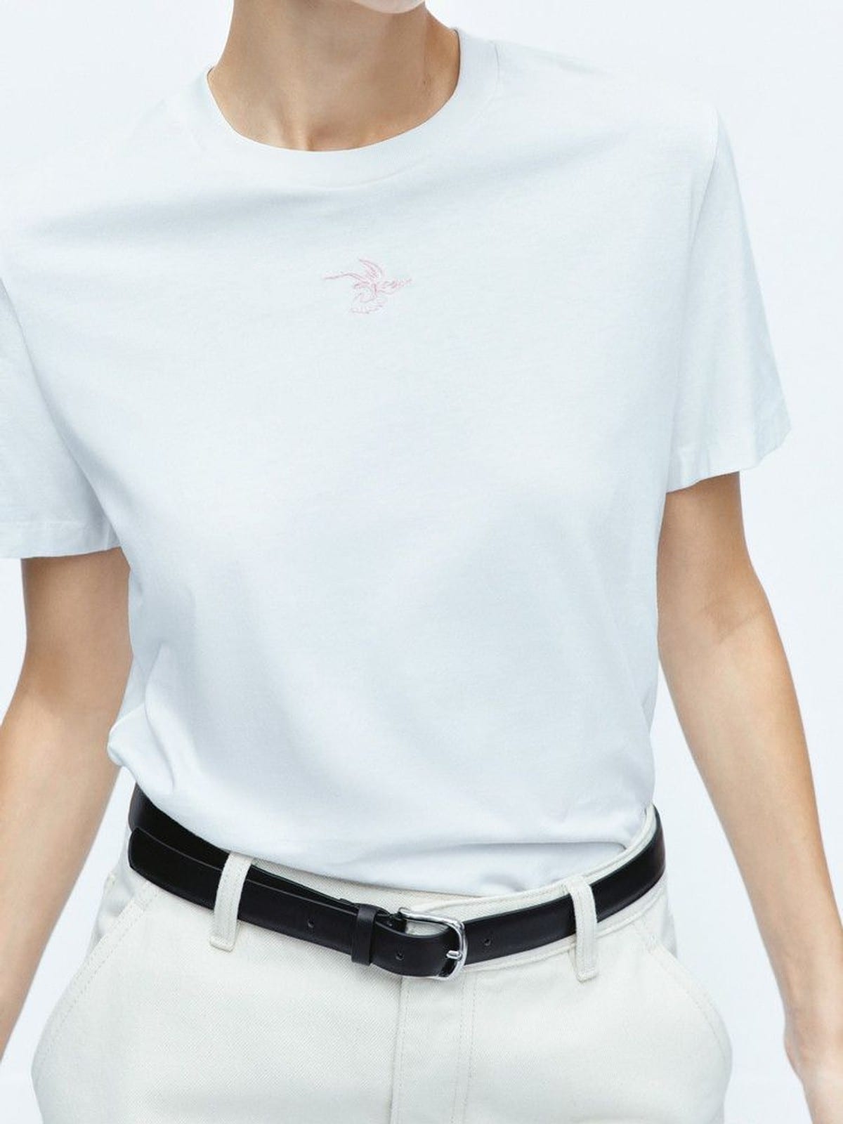 EDITION Crane Embroidered Organic Cotton T Shirt in White - On Female Model