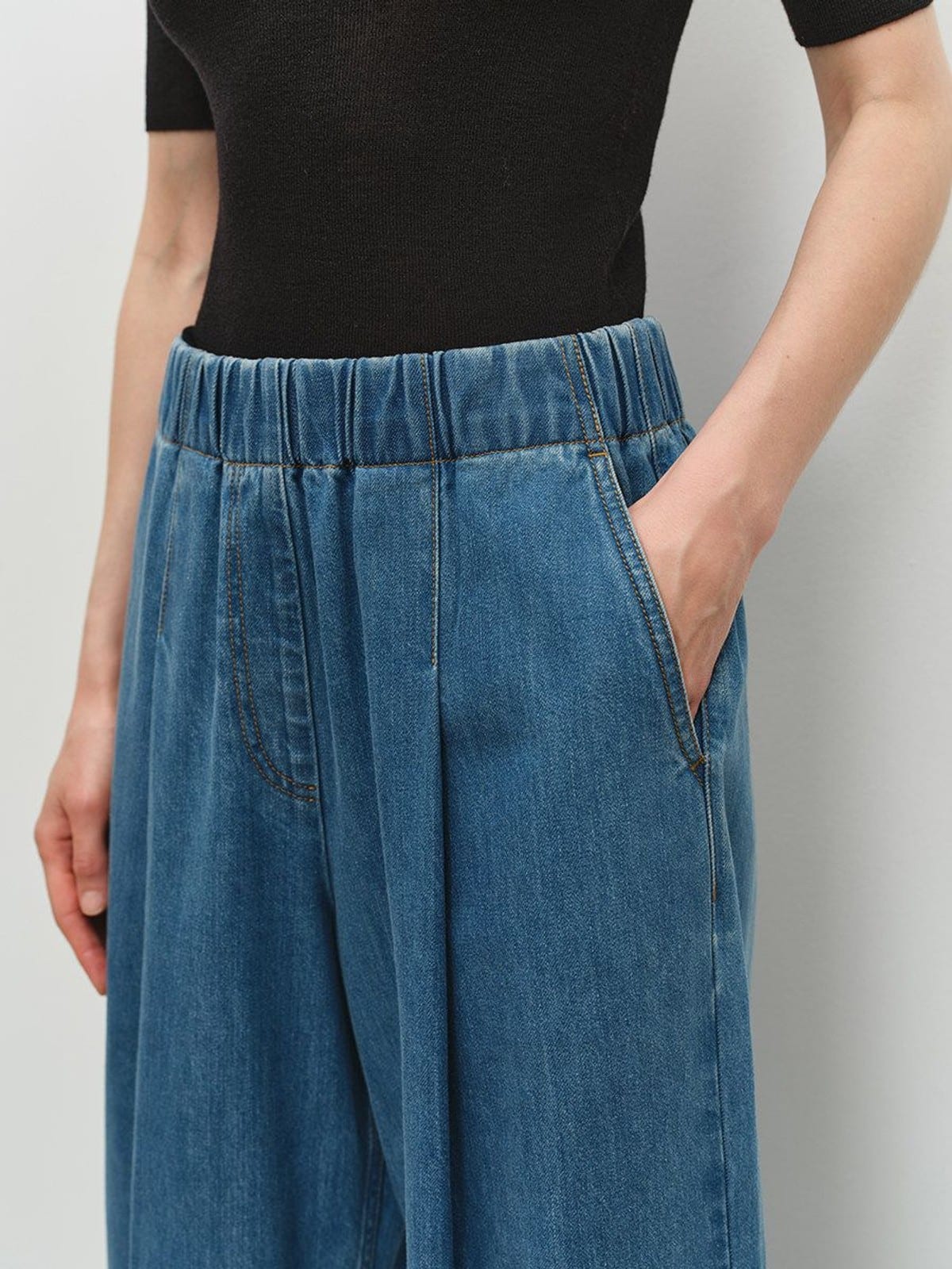 MSBEAST Silk Cotton Pleated Wide Leg Jeans in Denim - On Female Model