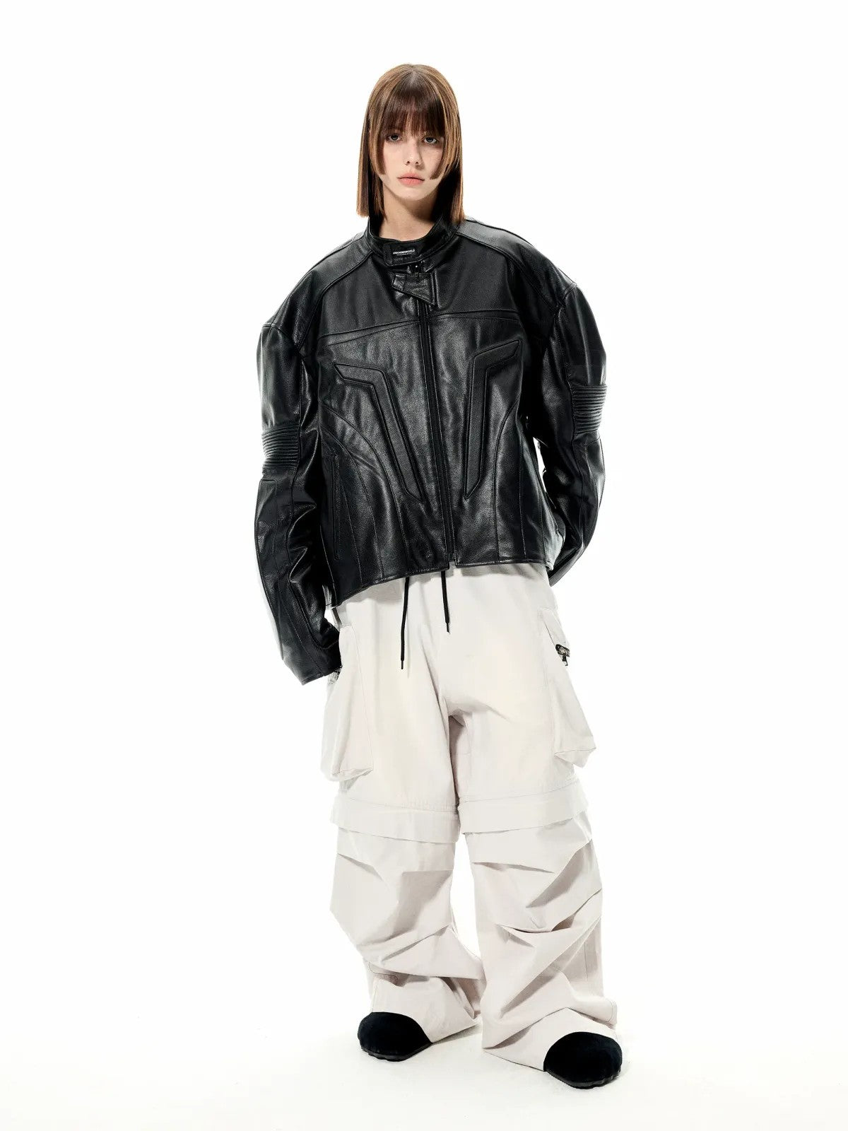 UNKNOWNWORLD Detachable Wide Leg Cargo Pants in Gray - On Female Model