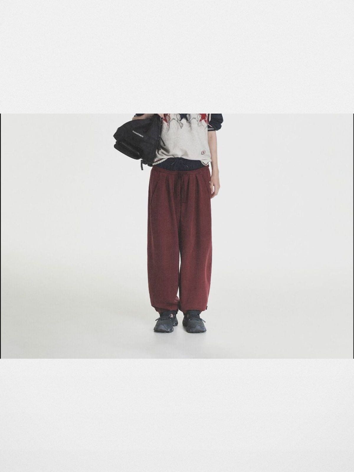 MASONPRINCE Wide Leg Inverted Pleat Sweatpants in Burgundy - On Model