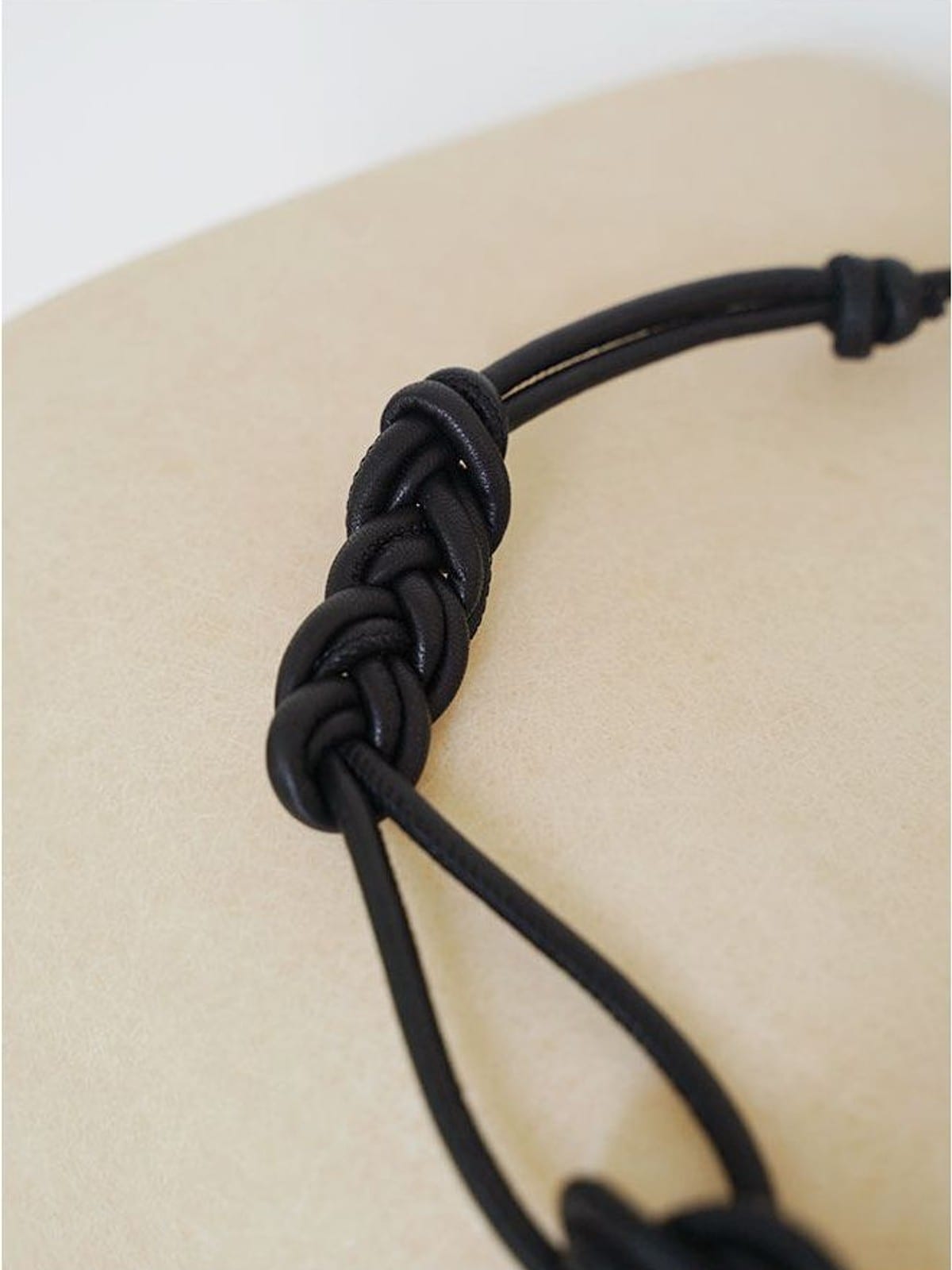 PANLULUPAN Braided Faux Leather Tie Belt in Brown - Detail