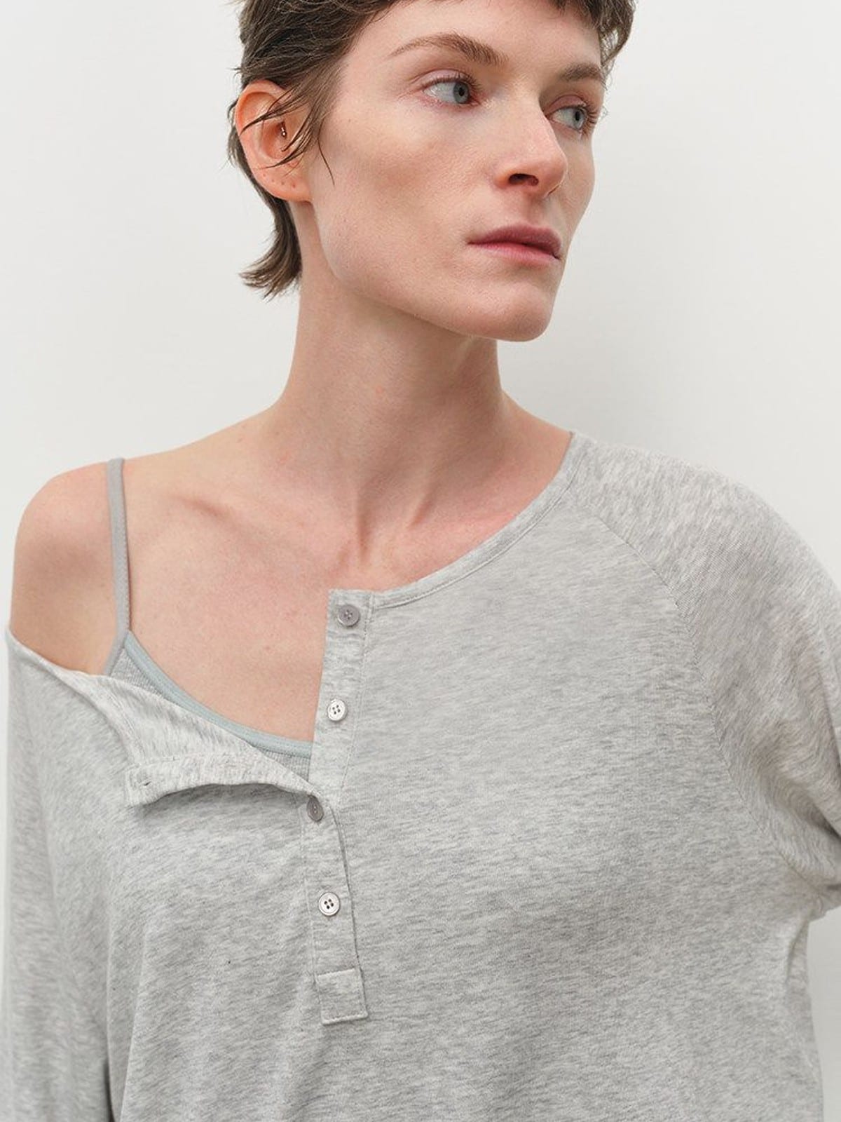 MSBEAST Lyocell Blend U Neck T Shirt in Heather Gray - On Female Model