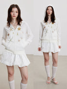 THELIGHT OFFICIAL Starfish Print Zip Up Hoodie in White - On Female Model