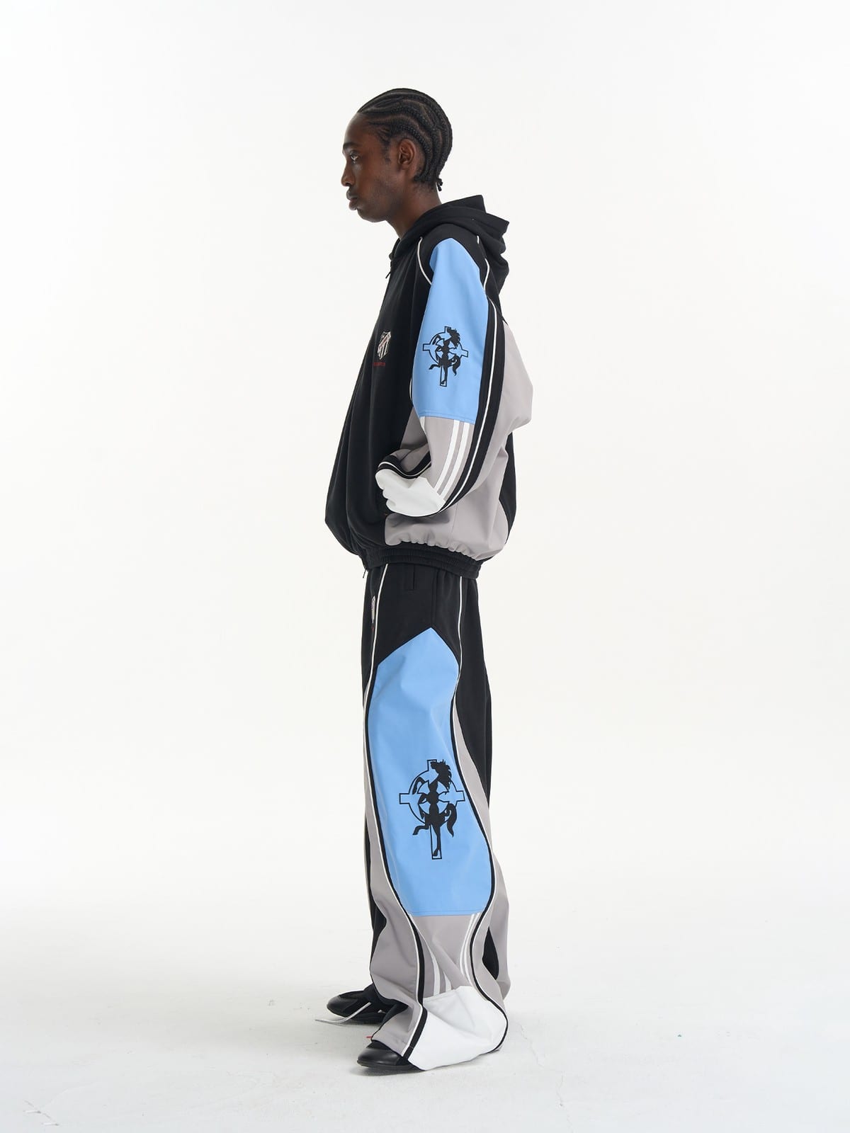 BLINDNOPLAN Color Blocked Hooded Track Jacket in Black - On Male Model