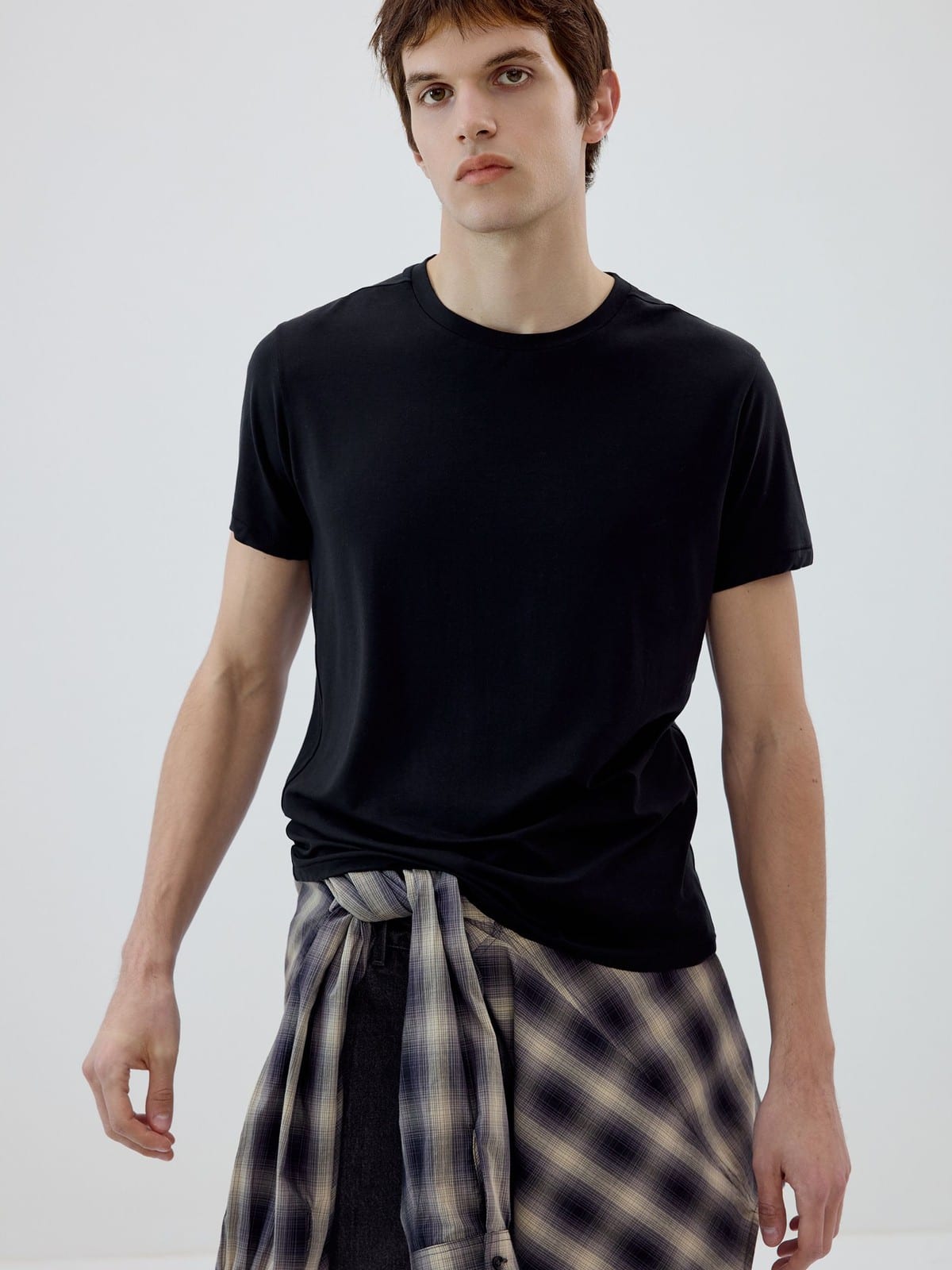 SIMPLE PROJECT Wool Blend Crewneck T Shirt in Black - On Male Model