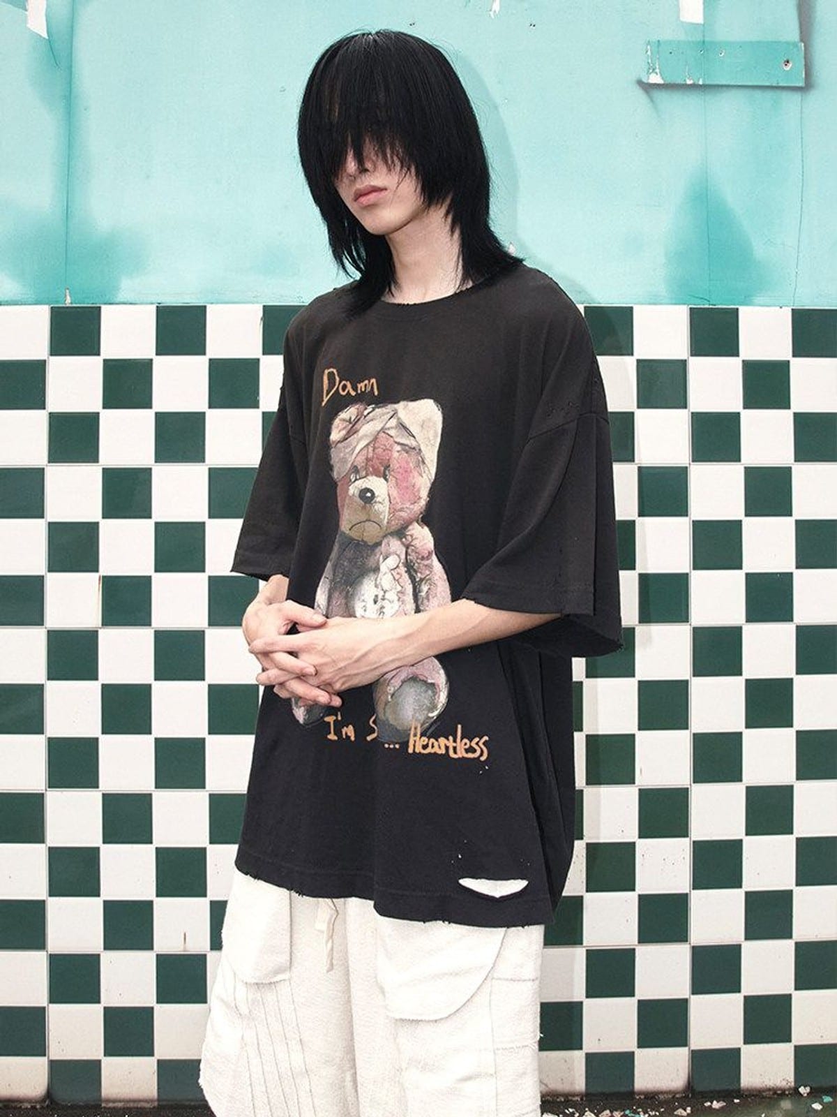 D5ove Distressed Sad Bear Graphic Cotton T Shirt in Black - On Model