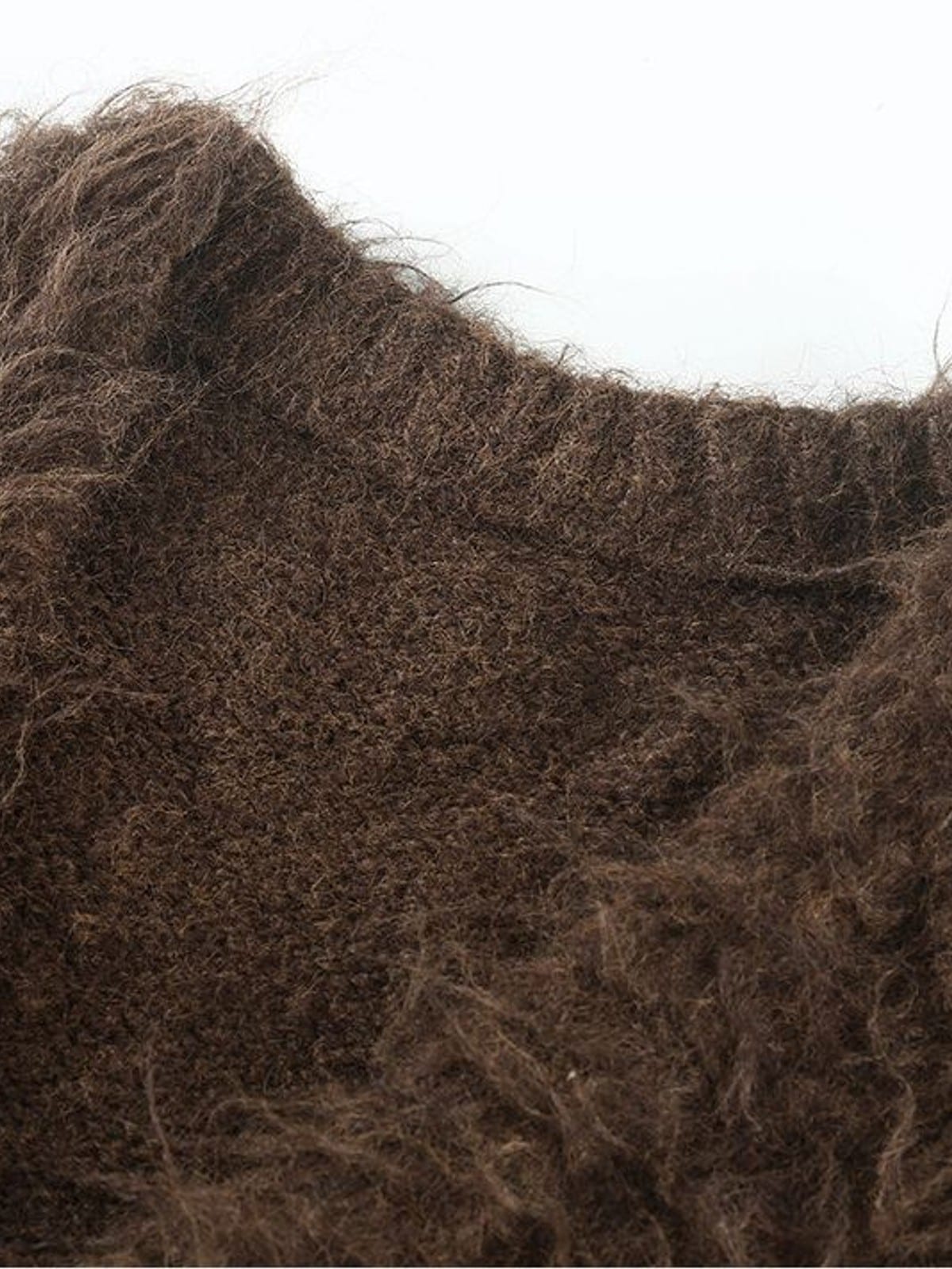 D5ove Shaggy Poly Wool Cardigan in Brown - Detail
