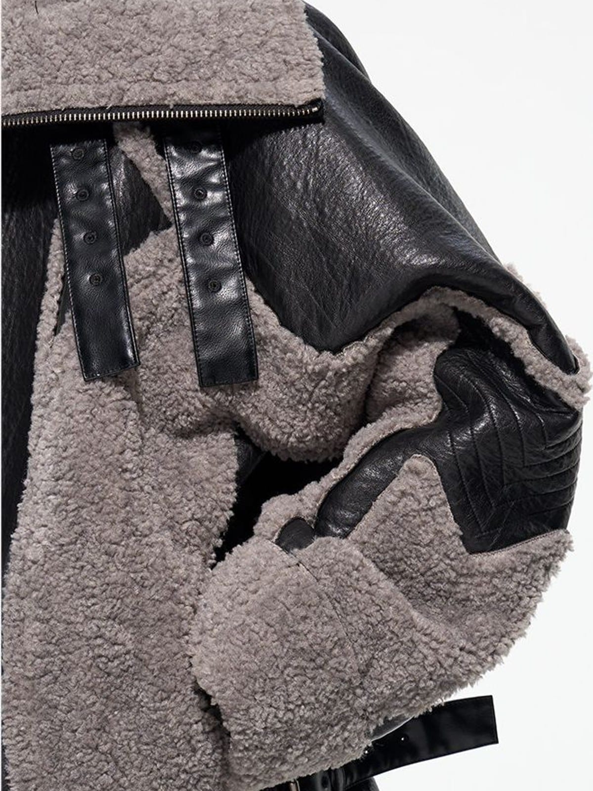 D5ove Faux Shearling High Collar Jacket in Black - On Model