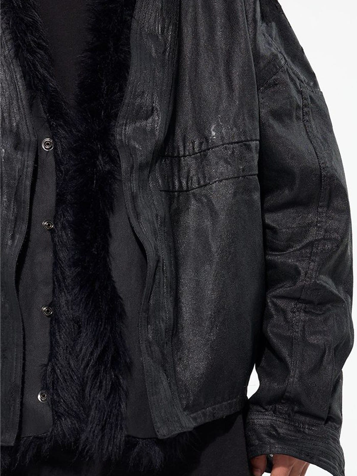 D5ove Detachable Fur Collar Waxed Cotton Jacket in Black - On Male Model