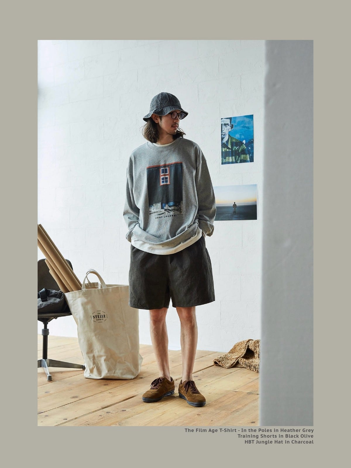 USAGE Air Spun Cotton Graphic T Shirt in Gray - On Male Model