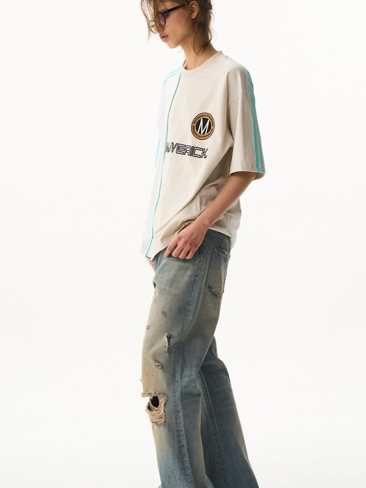 BLINDNOPLAN Panelled Embroidered Colorblock T Shirt in Beige - On Model
