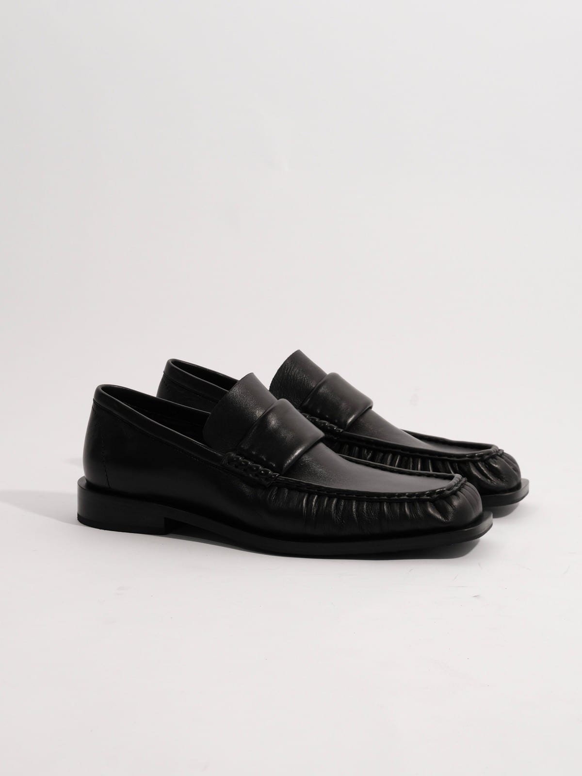 EIX GNOD Square Toe Pleated Lambskin Loafers in Black