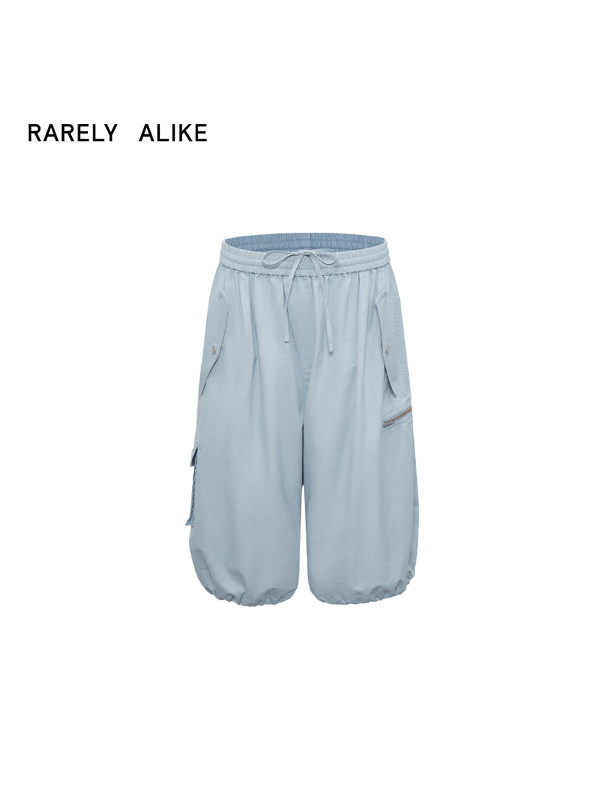 RARELY ALIKE Cropped Cotton Lantern Cargo Shorts in Sky Blue