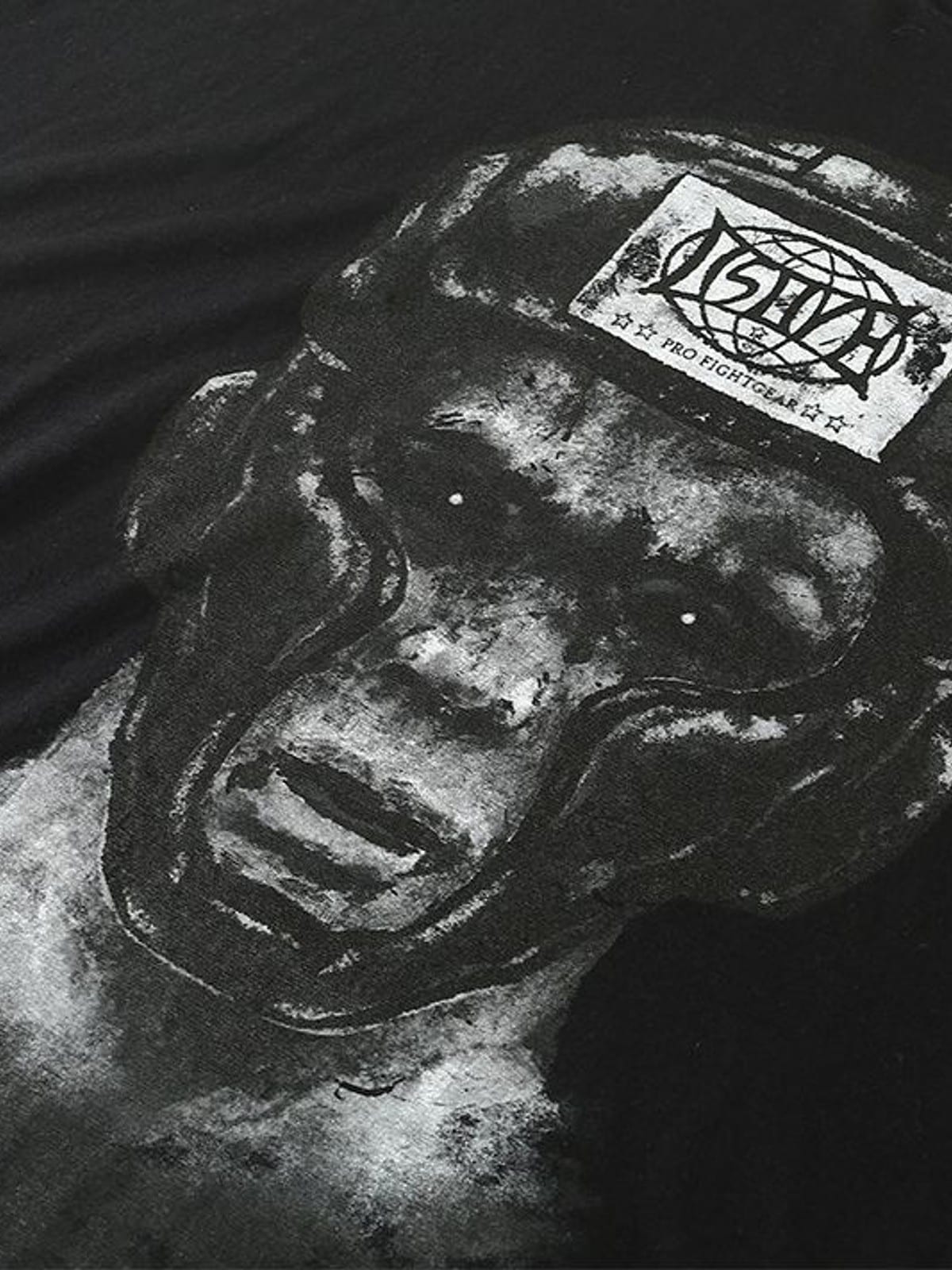D5ove Oversized Portrait Print Half Sleeve T Shirt in Black - Detail