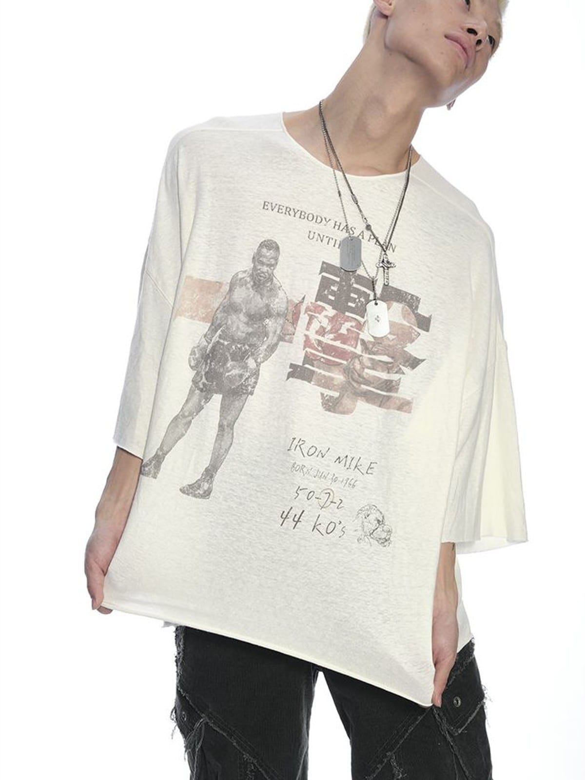 D5ove Hemp Blend Graphic Half Sleeve T Shirt in White - On Male Model