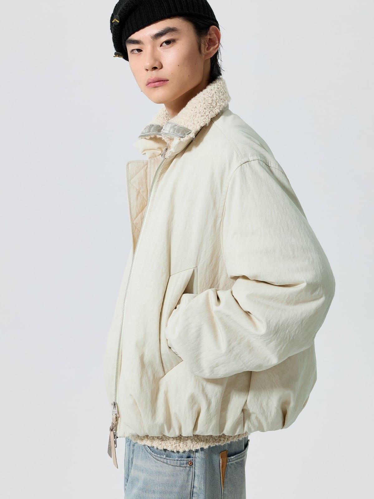 SIMPLE PROJECT Balloon Stand Collar 3M Puffer in White - On Male Model