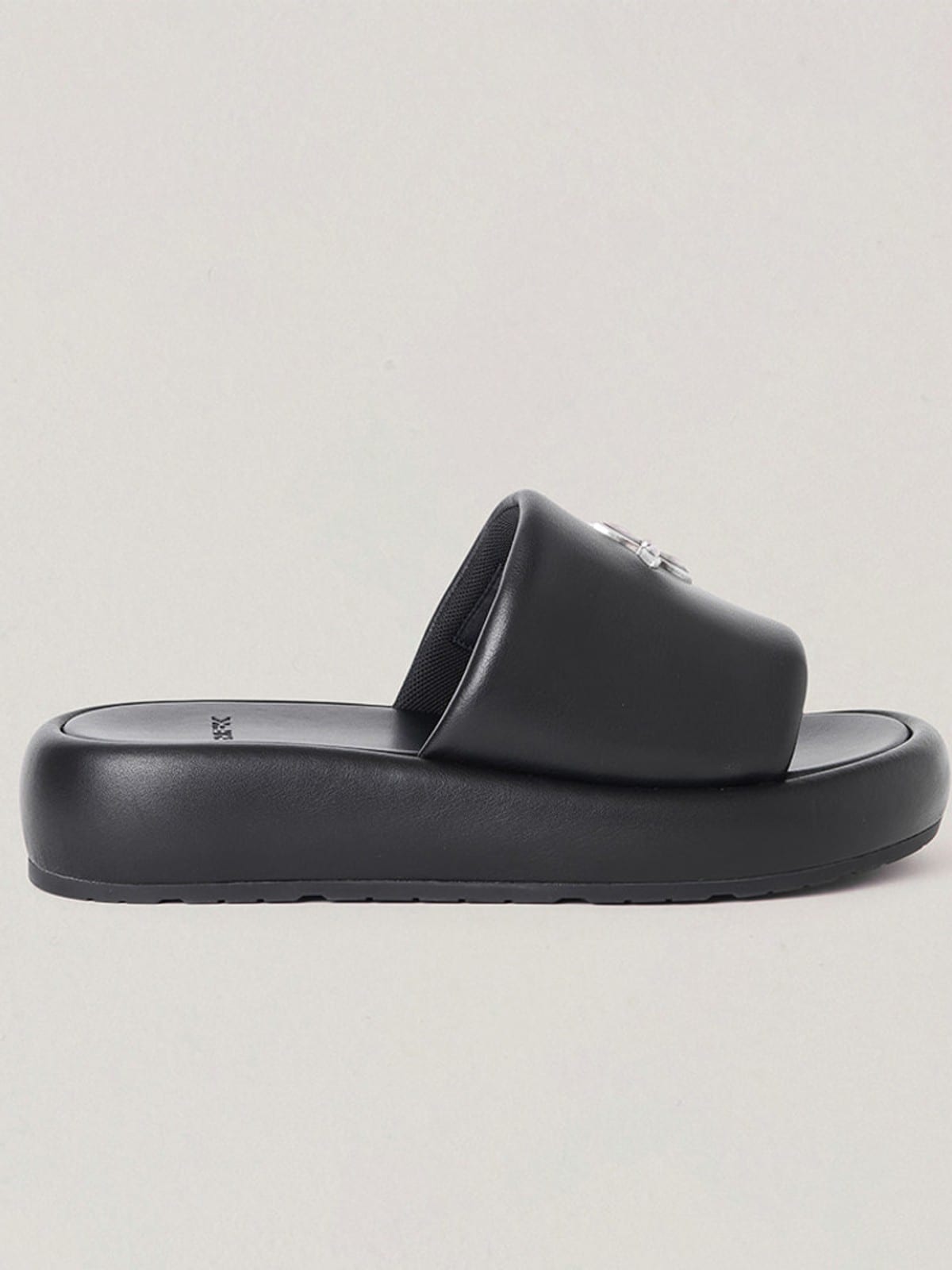 SMFK Cowhide Leather Cross Hardware Slides in Black