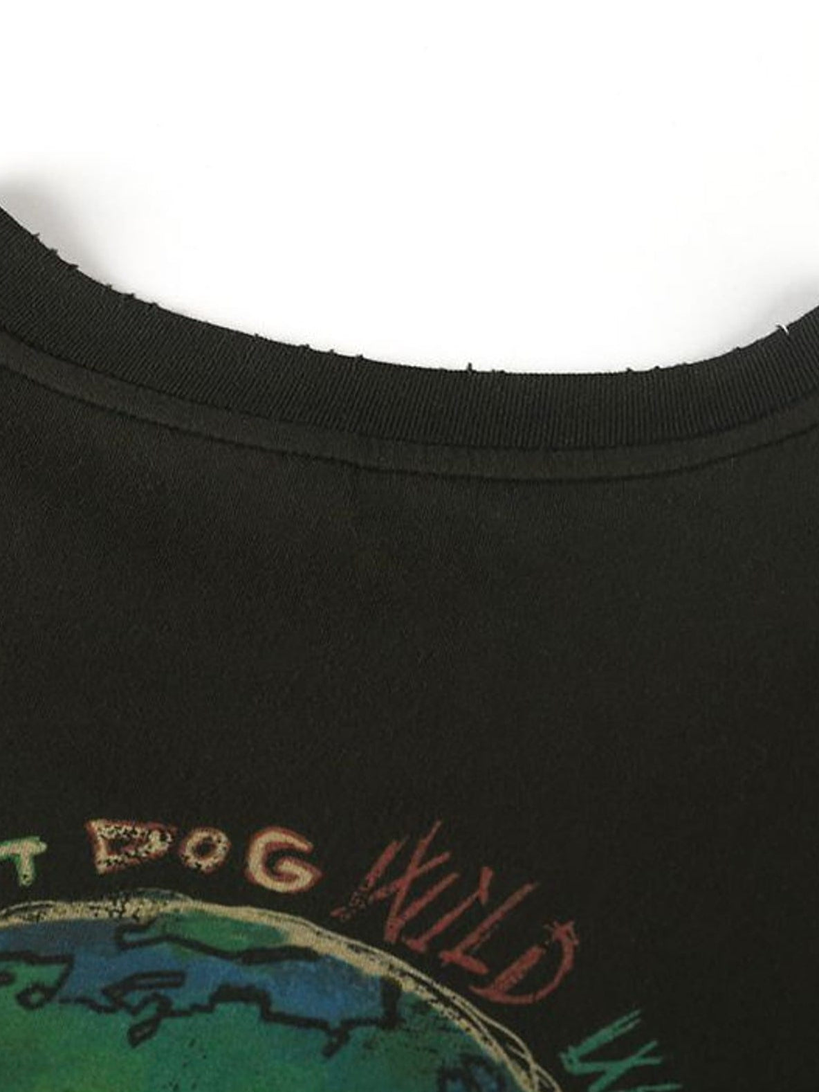 D5ove Distressed Yakitori Print T Shirt in Black - Detail