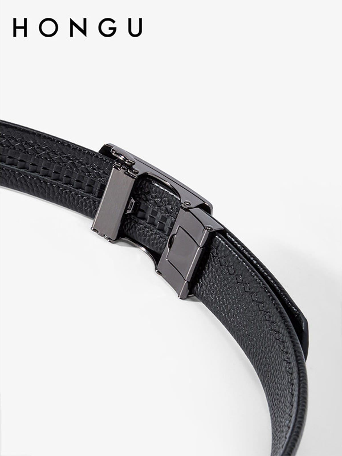 HONGU Cowhide Leather Automatic Buckle Belt in Black - Detail