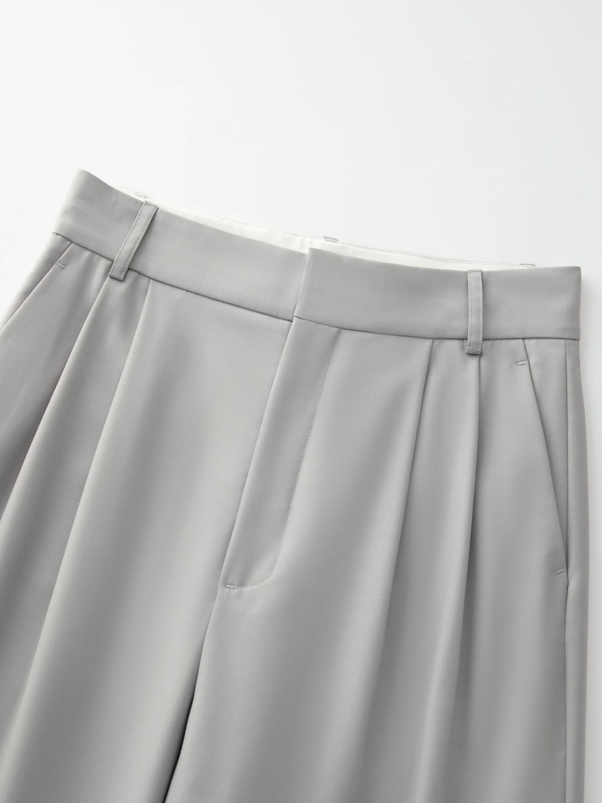 TEASEL Washable Wool Blend Cropped Trousers in Gray - Detail