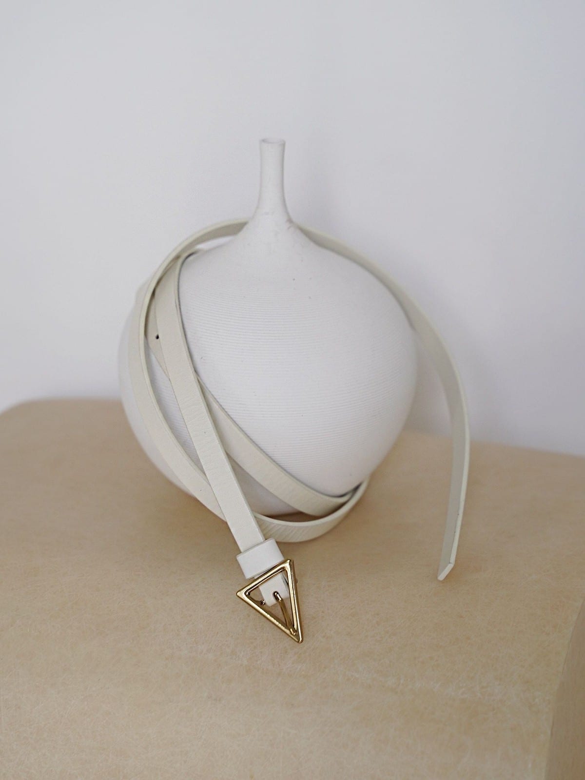 PANLULUPAN Top Grain Leather Triangle Buckle Belt in White - Lifestyle