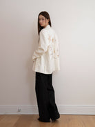 THELIGHT OFFICIAL Rhinestone Starfish Linen Blend Blazer in Apricot - On Female Model
