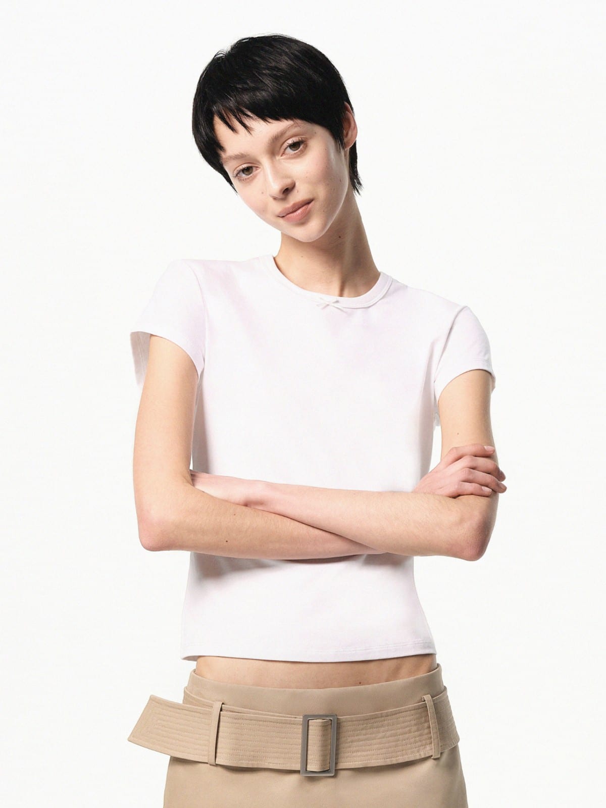 RARELY ALIKE Cotton Bowknot Crewneck T Shirt in White - On Female Model