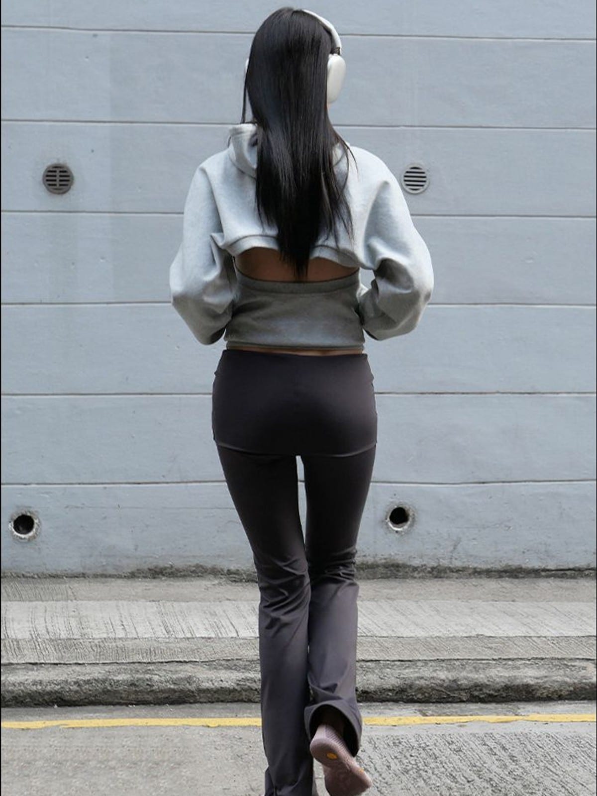 RARELY ALIKE Low Rise Layered Flared Yoga Pants in Gray - On Model