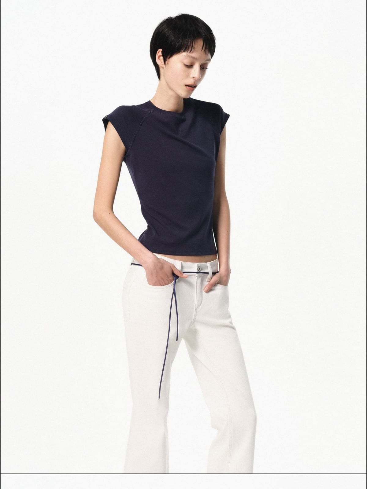 RARELY ALIKE Raglan Cap Sleeve T Shirt in Navy Blue - On Female Model