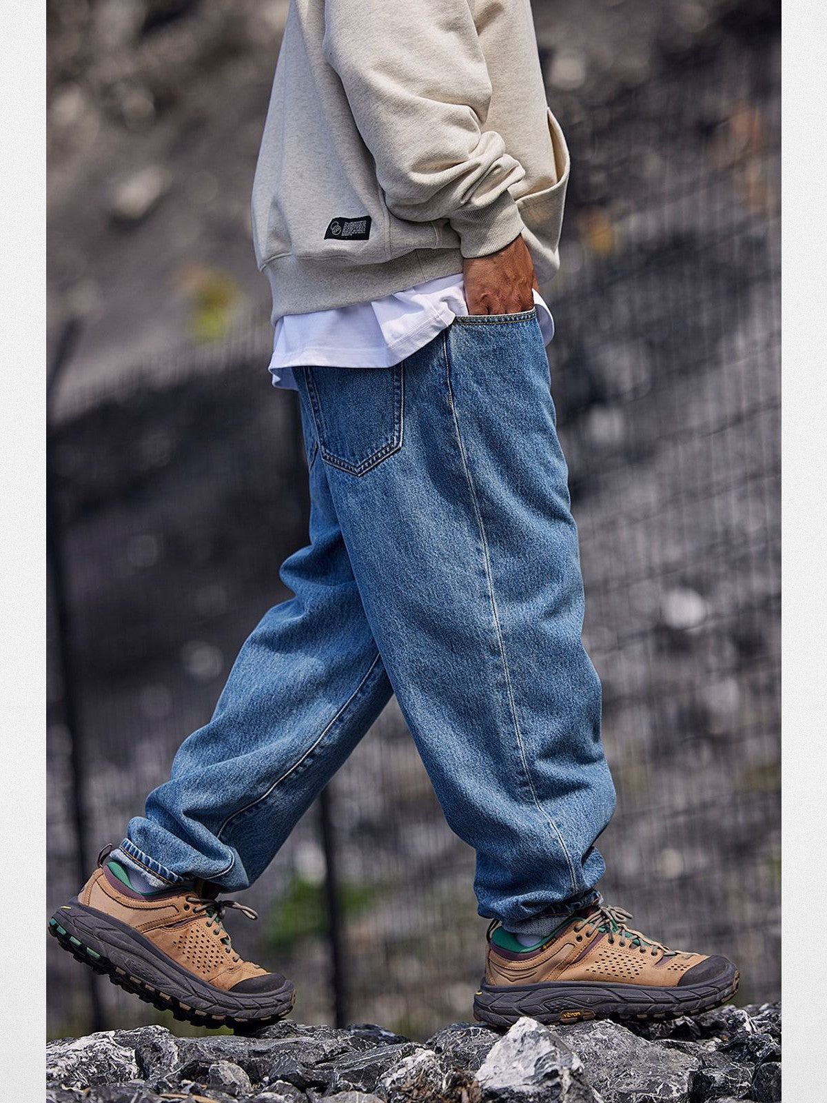 Soda Baggy Tapered Washed Jeans in Denim - On Model