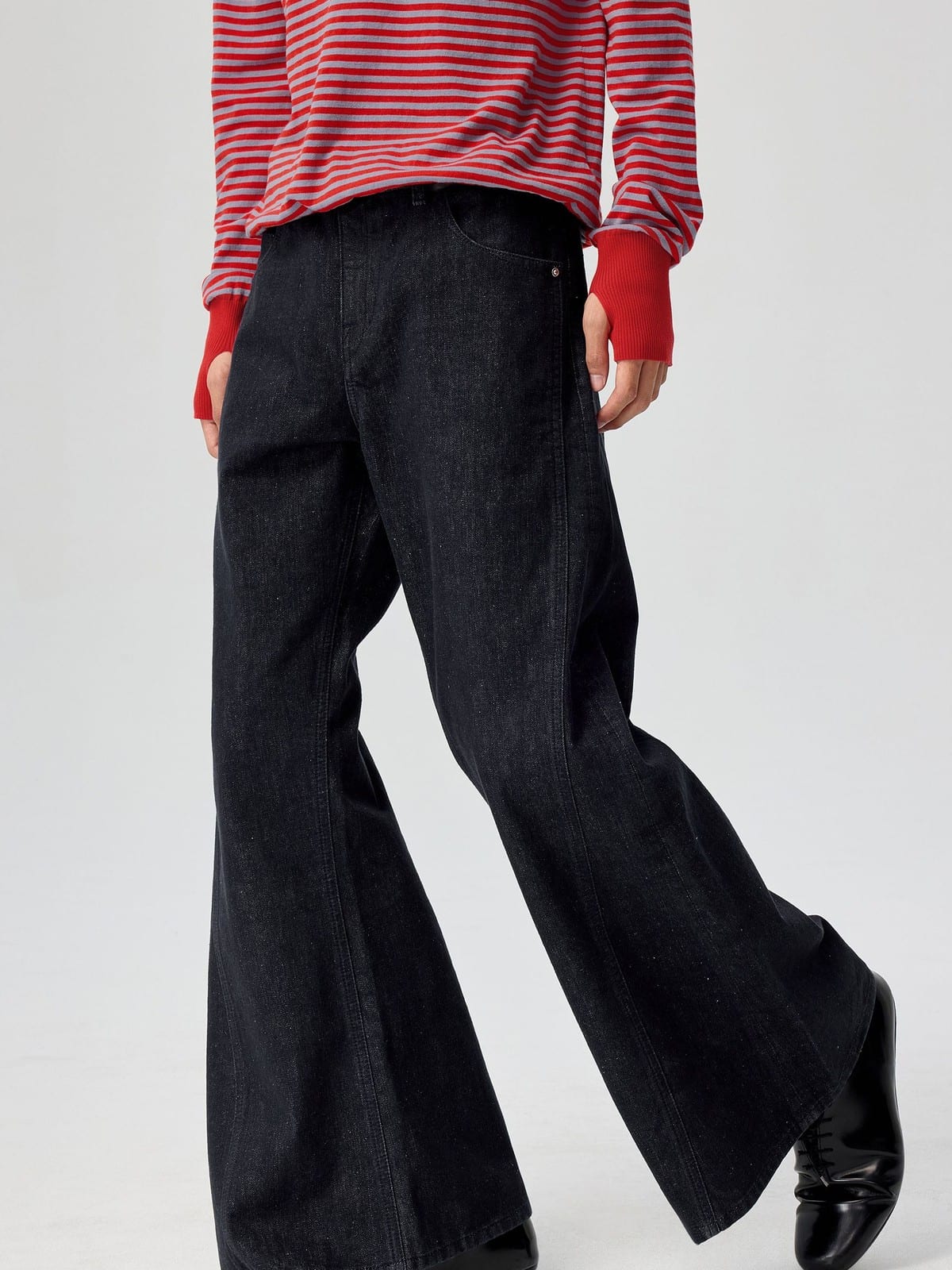 SIMPLE PROJECT Raw Selvedge Boot Cut Jeans in Navy - On Model