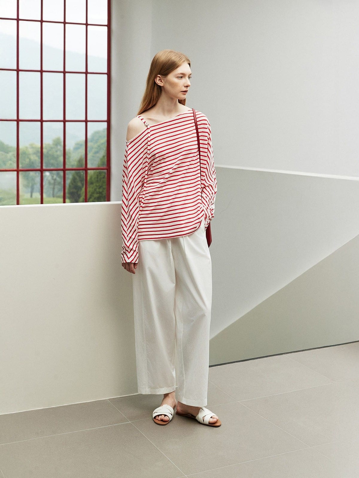 TEASEL Cotton Blend Drawstring Cropped Pants in White - On Female Model