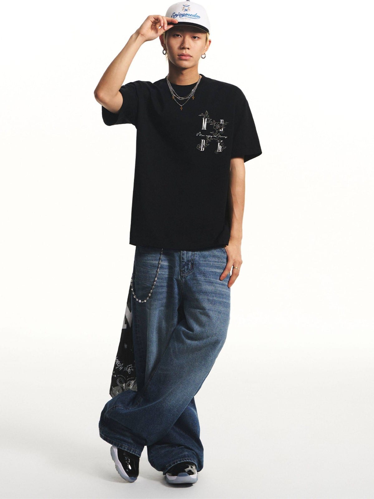 MEDM Floral Graphic Cotton Sorona T Shirt in Black - On Male Model