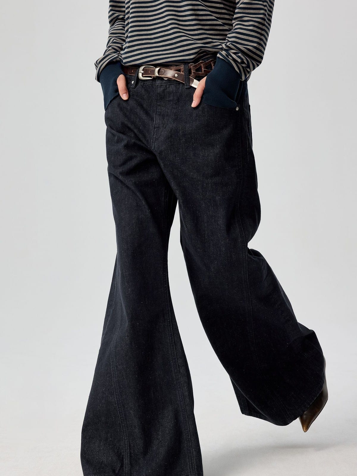 SIMPLE PROJECT Raw Selvedge Boot Cut Jeans in Navy - On Model