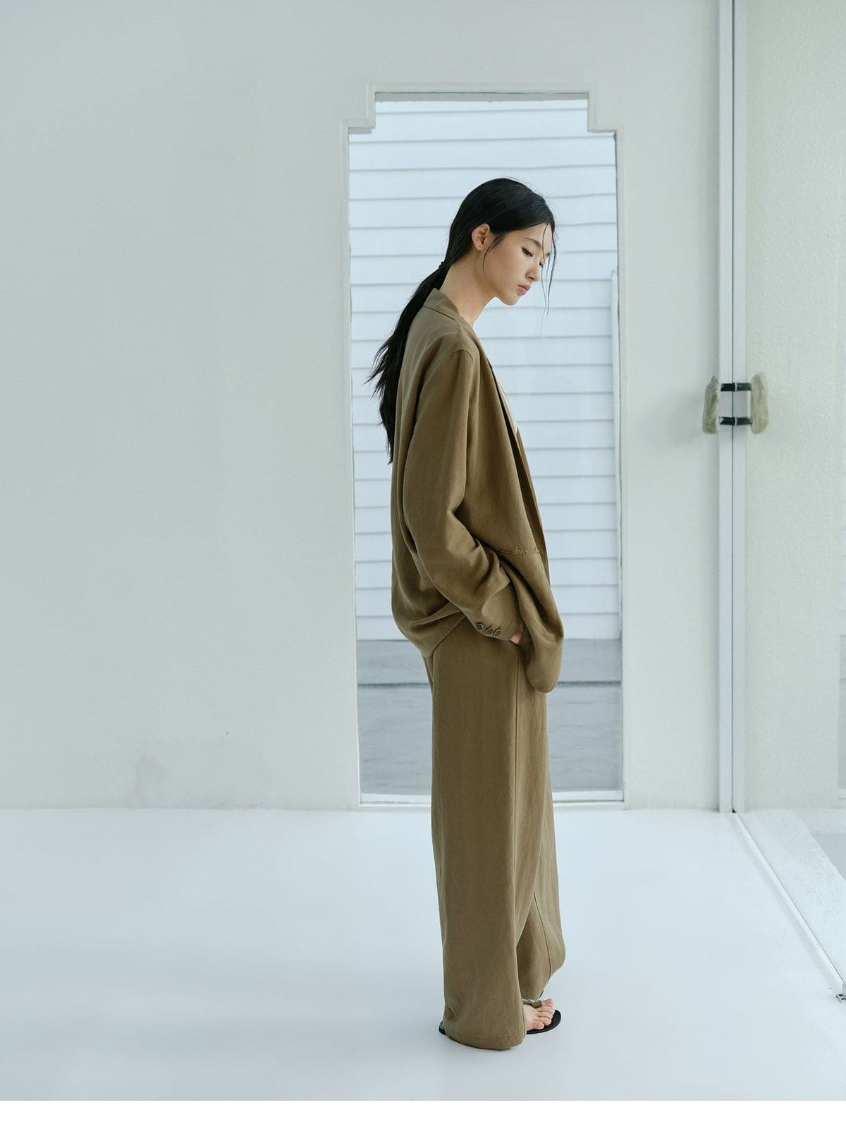 TEASEL Lyocell Blend Blazer Trouser Set in Olive - On Female Model