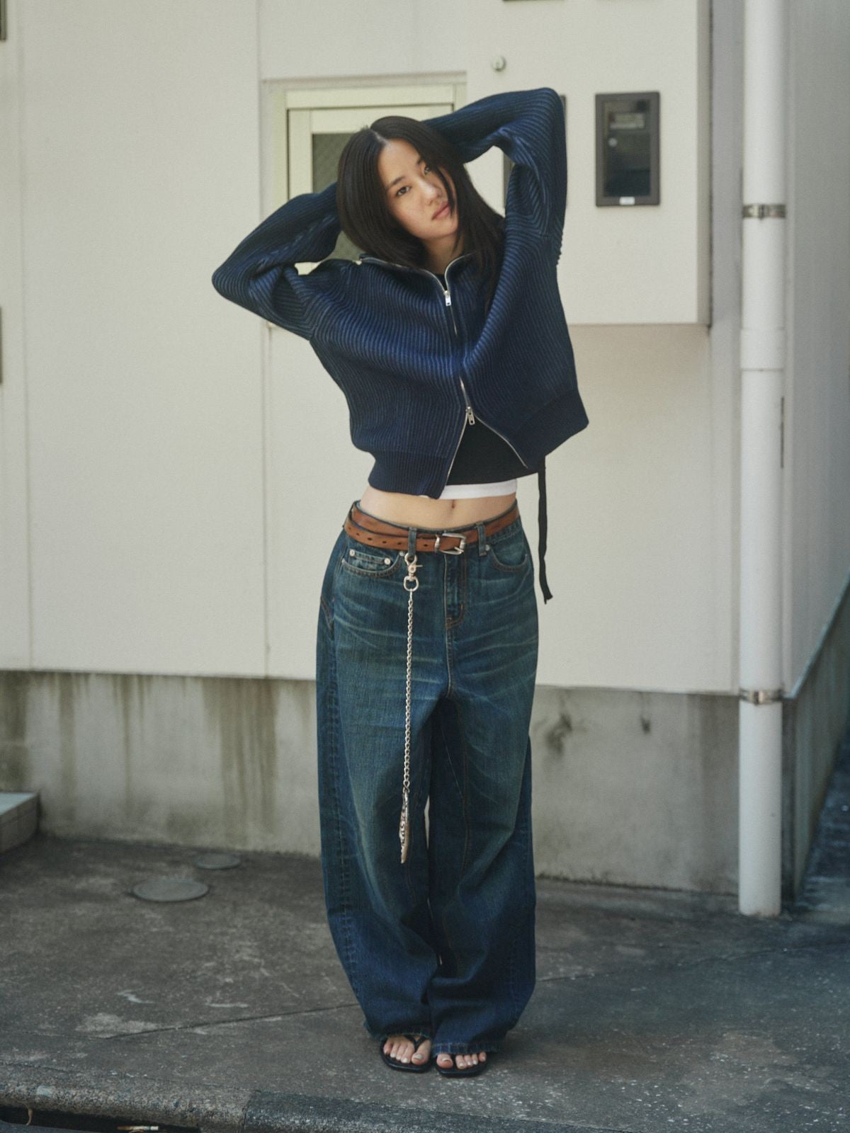 Retro 21 Ribbed Wool Blend Zip Cardigan in Navy Blue - On Female Model