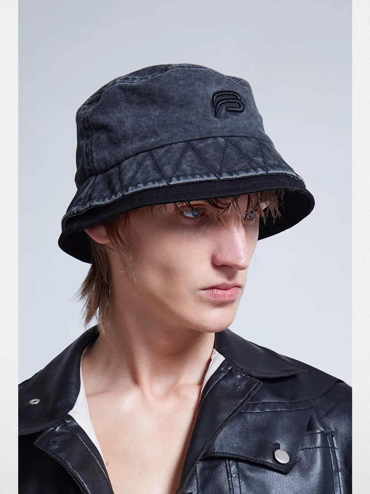 BLACKHEAD Washed Cotton Double Brim Bucket Hat in Gray - On Male Model
