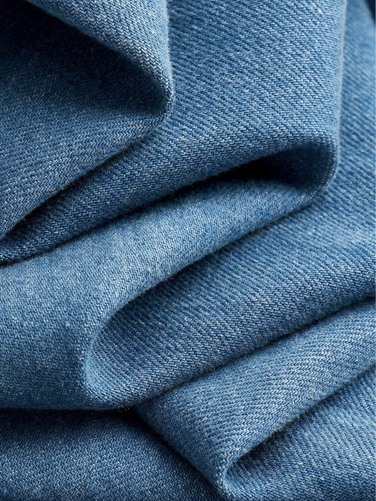 MSBEAST Silk Cotton Pleated Wide Leg Jeans in Denim - Detail