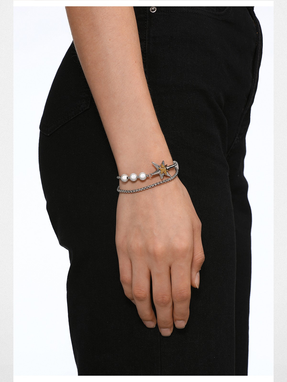 BLACKHEAD Two Tone Star Pearl Bracelet in Gold - On Female Model