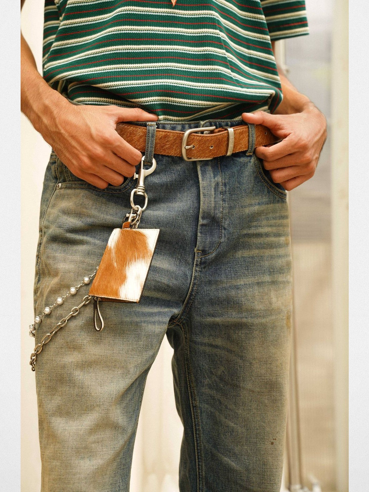 Retro 21 Vintage Wash 646 Style Flared Jeans in Blue - On Male Model
