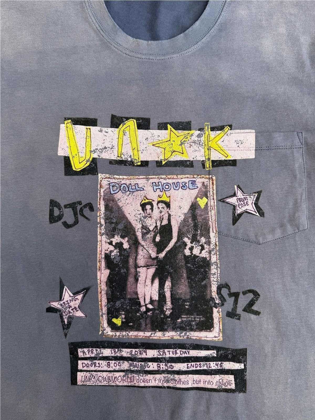 UNKNOWNWORLD Sun Faded Distressed Graphic T Shirt in Denim - Detail
